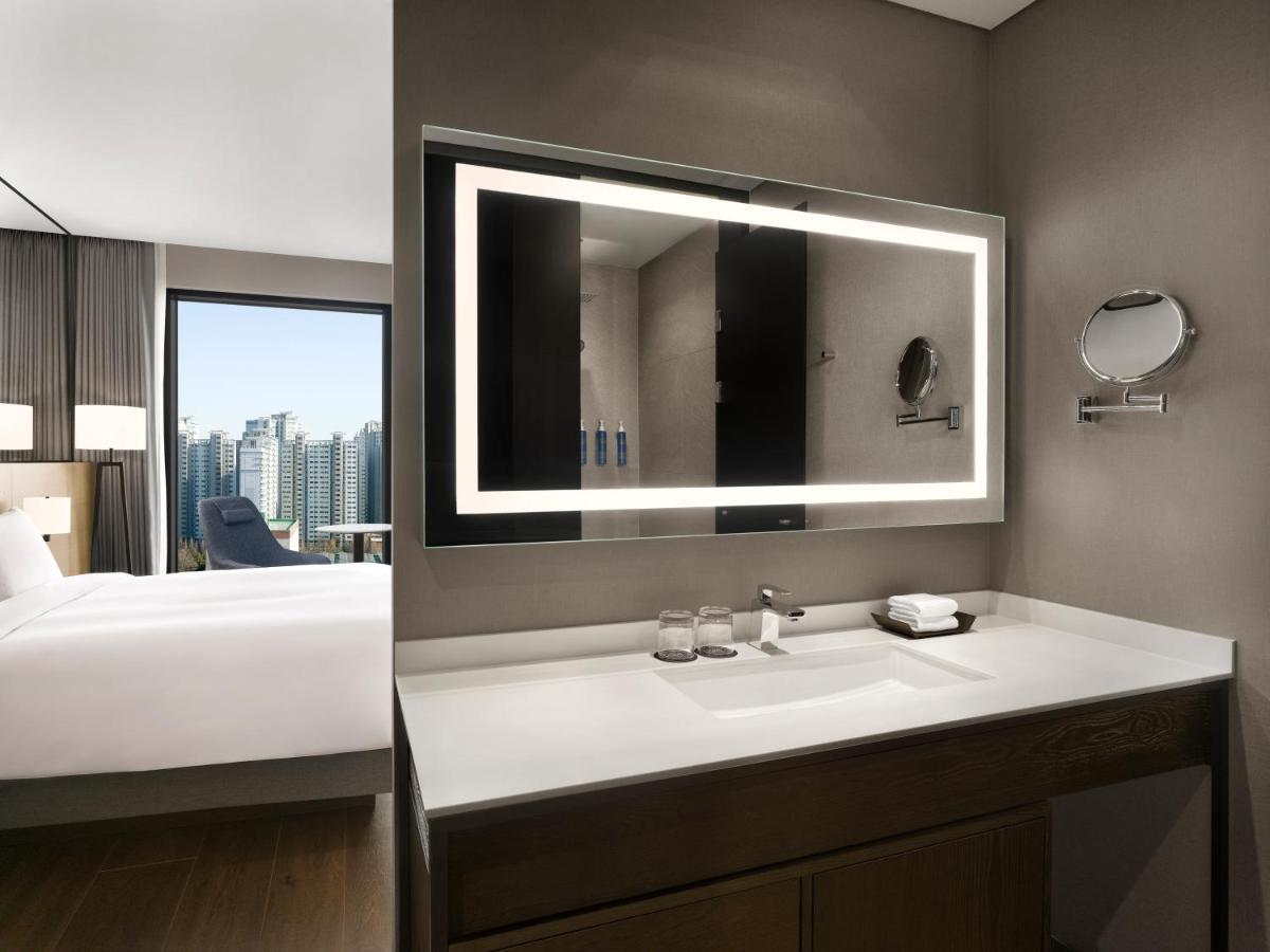Four Points By Sheraton Suwon Dış mekan fotoğraf
